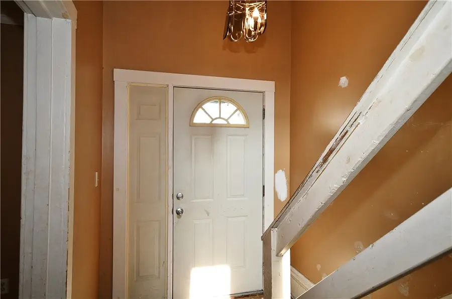 132 John St, Mount Oliver, PA 15210 - Image #2