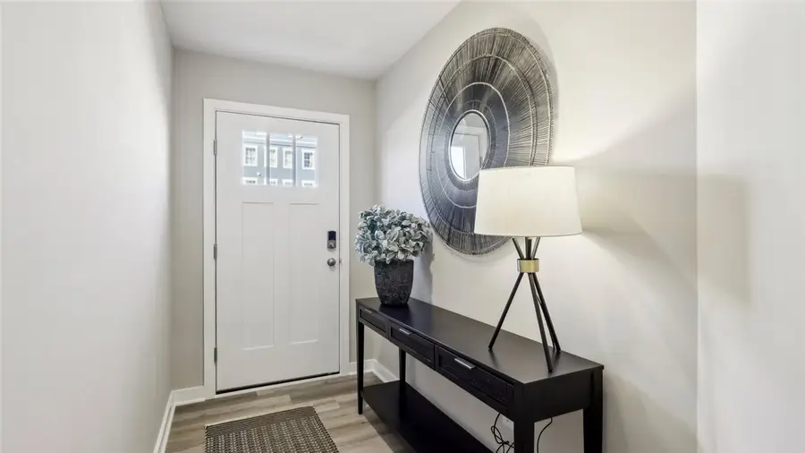 704 Olivia Street, Collier Township, PA 15205 - Image #2