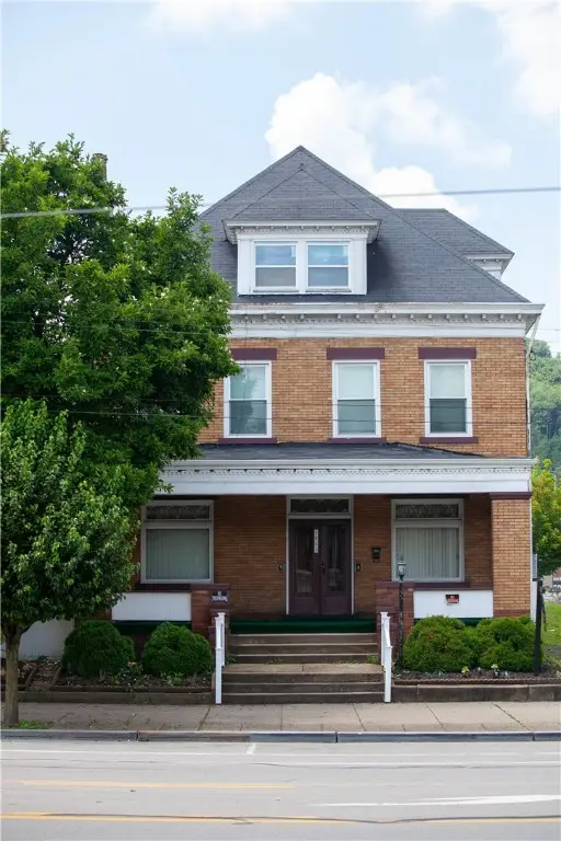 1803 7th Ave, Beaver Falls, PA 15010