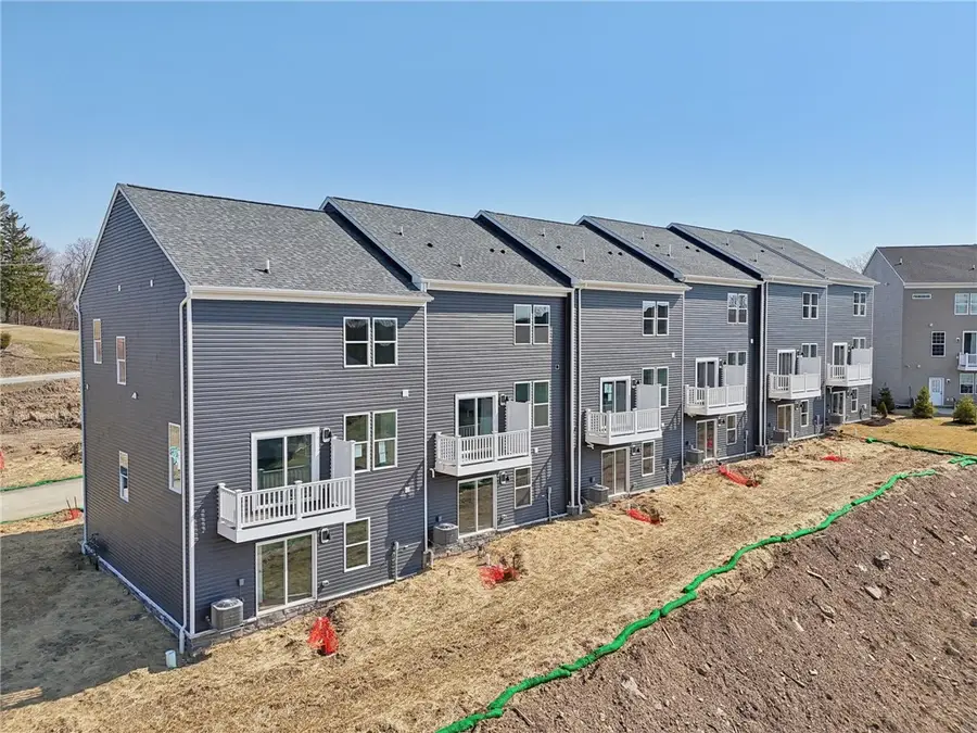 169 Sweetwater Drive, Moon Township, PA 15108 - Image #3