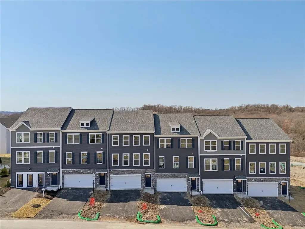 171 Sweetwater Dr, Moon Township, PA 15108 - Image #1