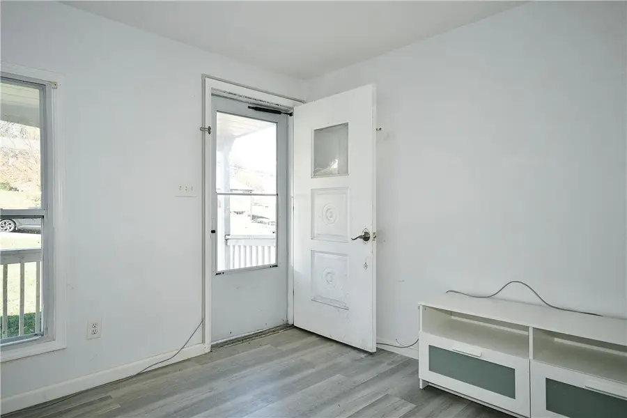317 Grace St, Pleasant Hills, PA 15236 - Image #3