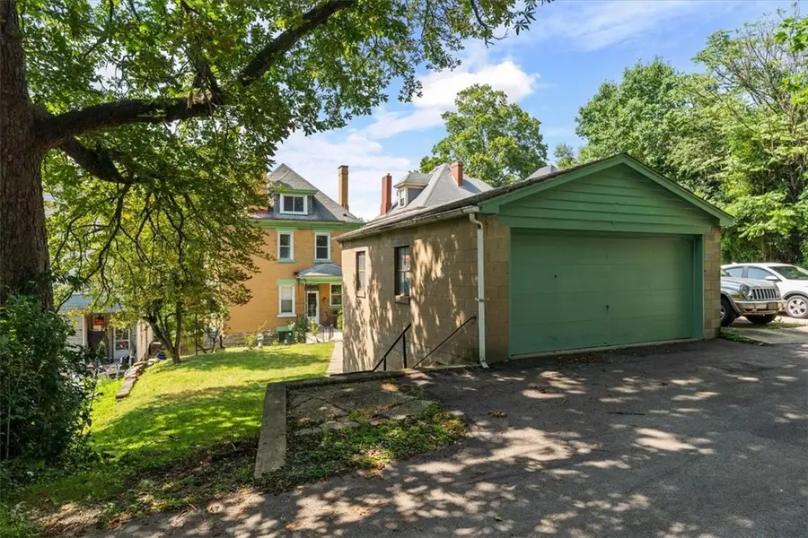 119 S Harrison Ave, Bellevue, PA 15202 - #2