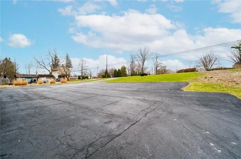 3030 Wilmington Rd, Neshannock Township, PA 16105 - Image #2