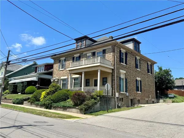 521 W Main St, Rural Valley Boro, PA 16249