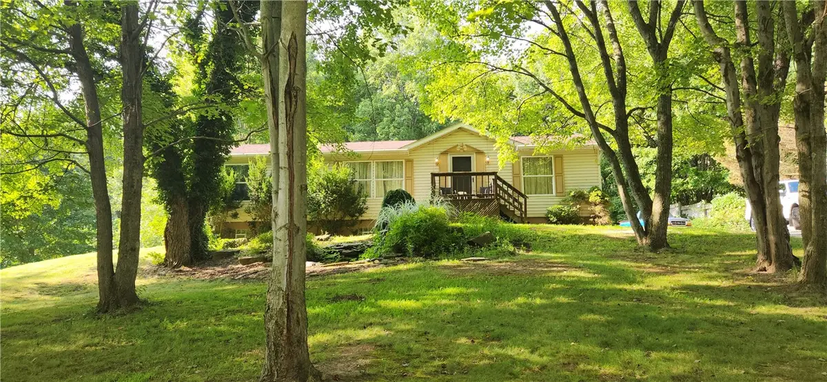 144 Lindy St, Chippewa, PA 15010 - Image #1