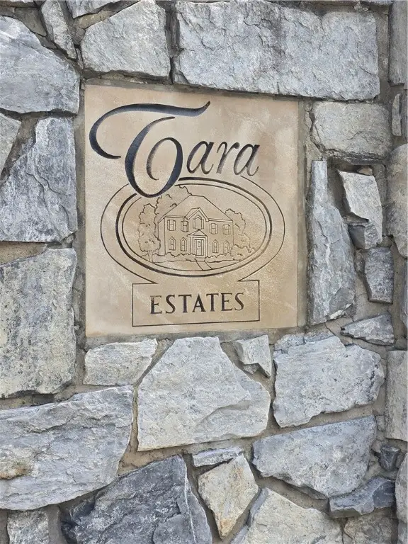 117 Altermoor Dr, Harrison, PA 15065 - Image #1