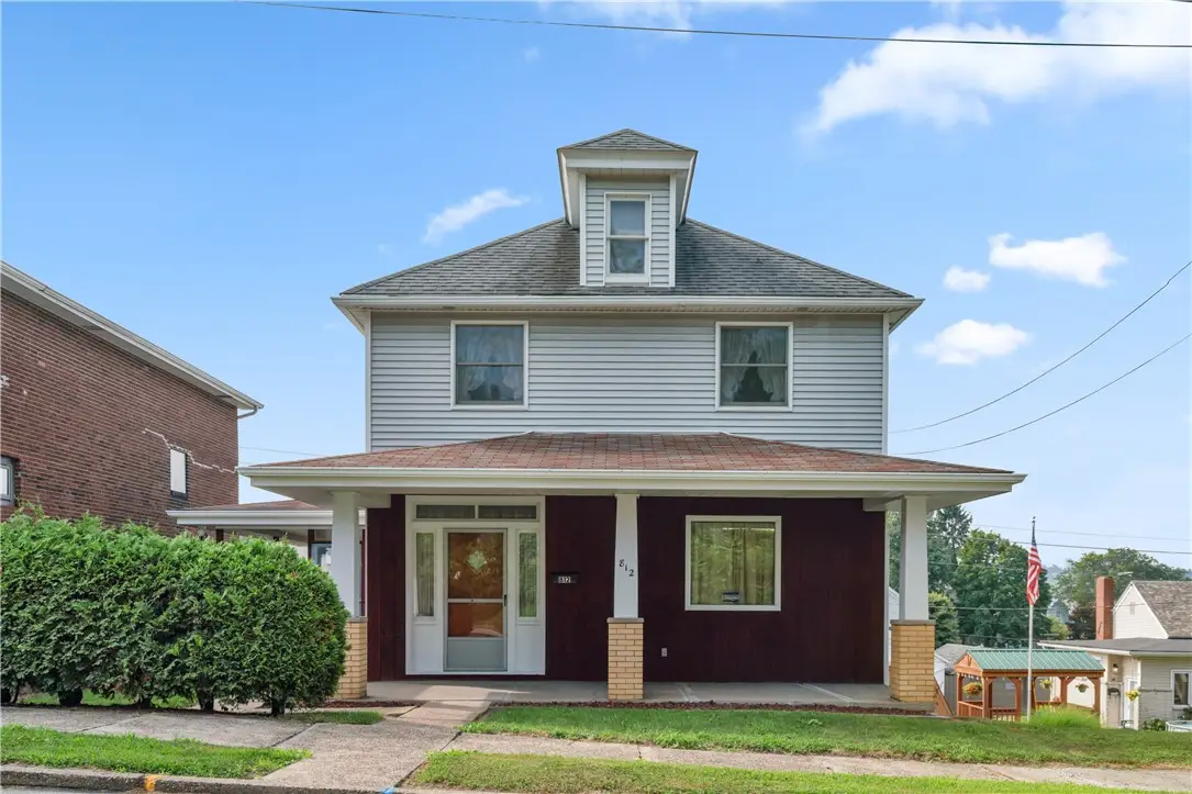 812 Ellsworth Ave, Jeannette, PA 15644 - #1