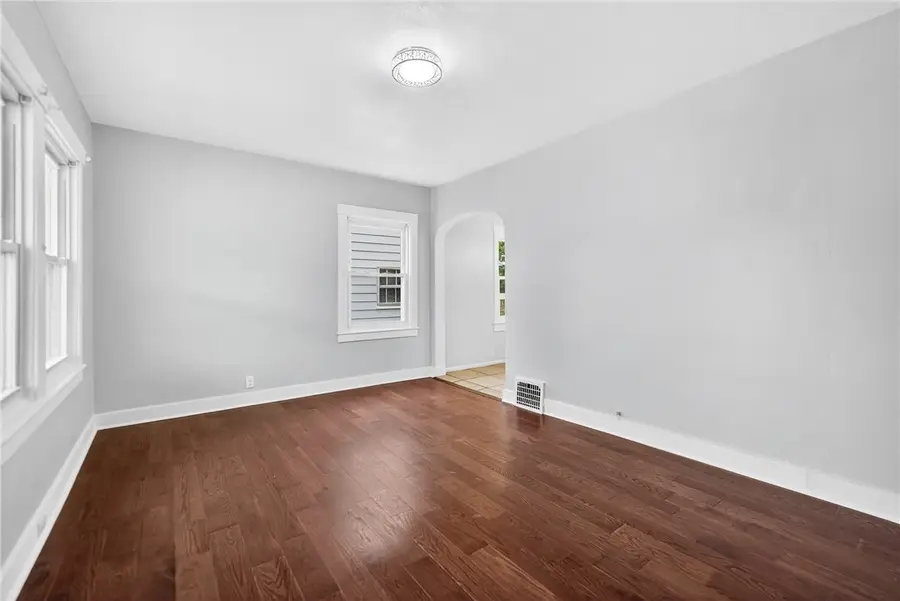 1631 Mcminn St, Aliquippa, PA 15001 - Image #2