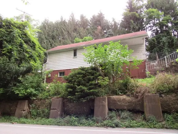 933 Fayette City Road, Washington Twp, PA 15438