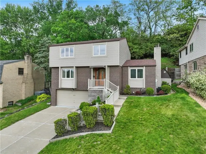 138 Evandale Dr, Green Tree, PA 15220 - Image #2