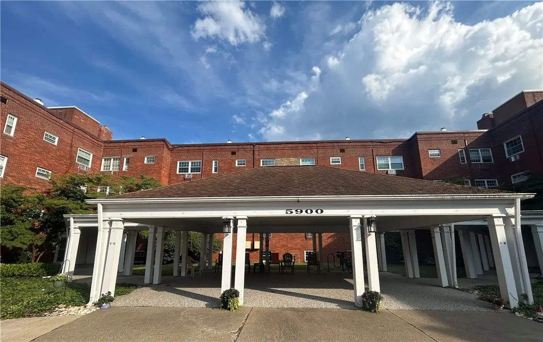 5900 Babcock #35, Ross Township, PA 15237 - Image #1