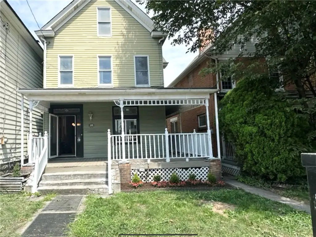 428 Eleanor St, Pitcairn, PA 15140 - Image #1