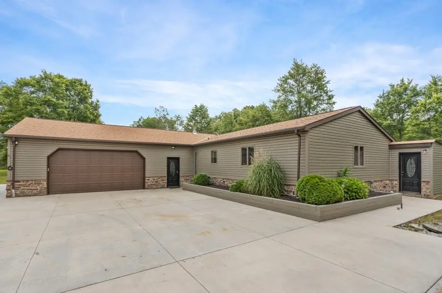 128 Mcginley Rd, Oakland, PA 16025 - Image #3