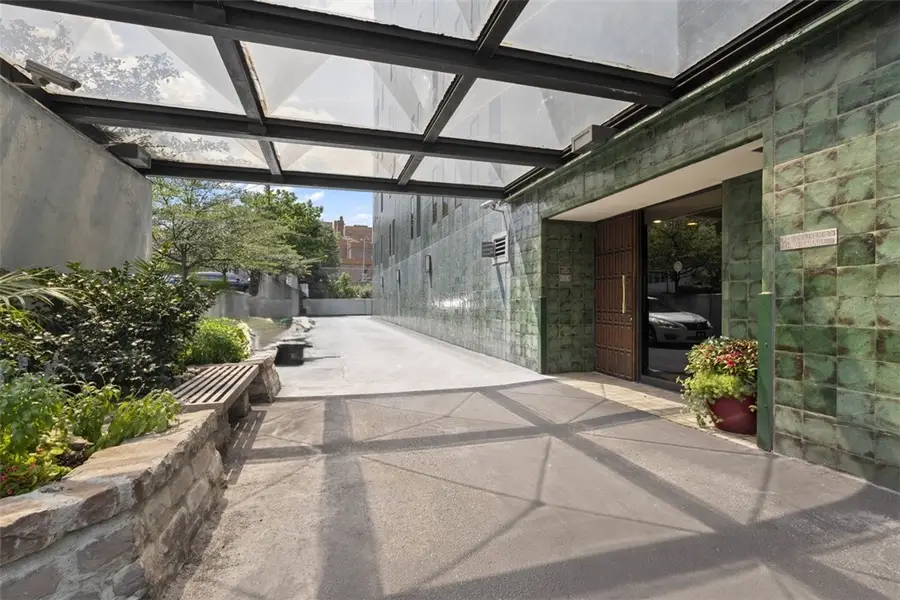 540 N Neville #303, Pittsburgh, PA 15213 - Image #2