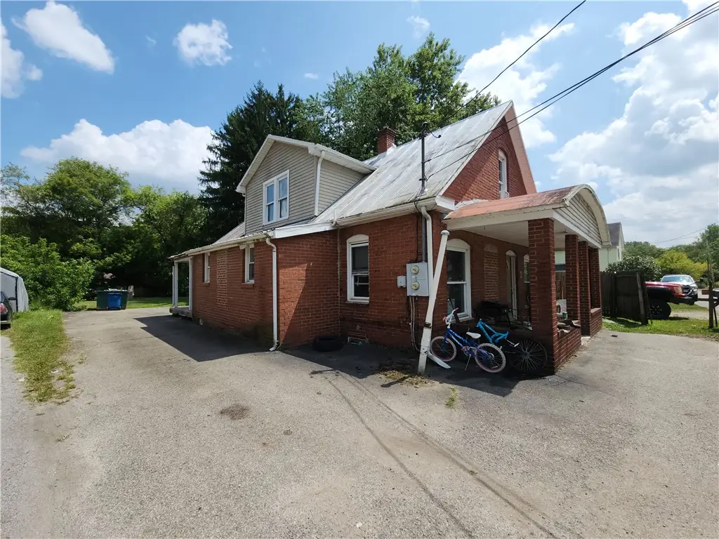 8 Elm Street, Bessemer, PA 16112 - Image #1