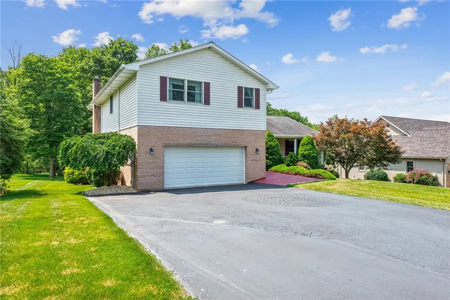 915 Jamell Dr, Unity, PA 15601 - Image #2