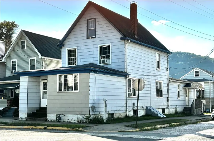 1239 6th Ave, Ford City, PA 16226 - Image #2