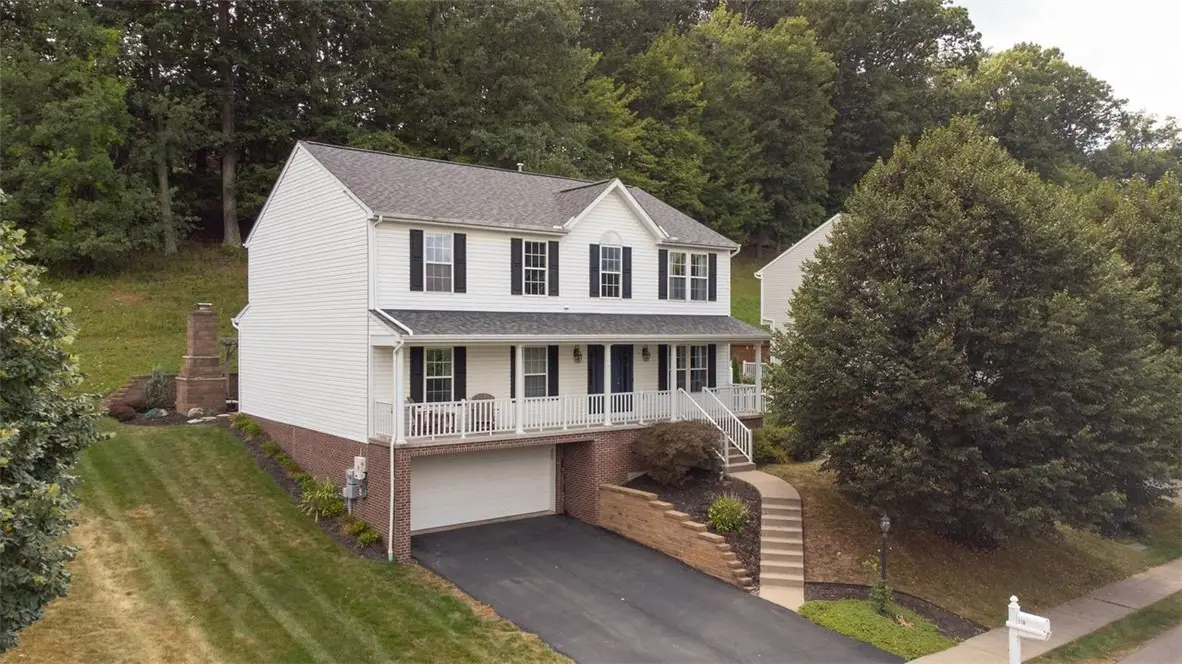 118 Blue Heron Dr, Wexford, PA 15090 - Image #1