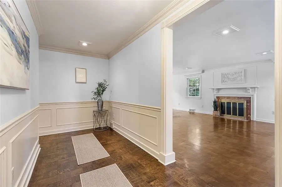 139 Grienbrier Dr, Carnegie, PA 15106 - Image #3