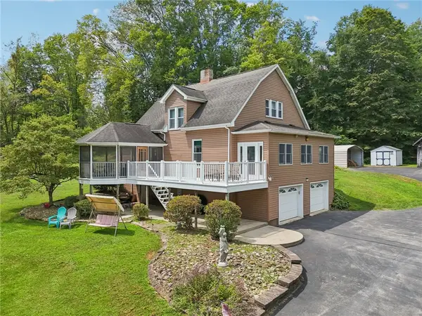 249 Trolly Ln, Mahoning Twp, PA 16116