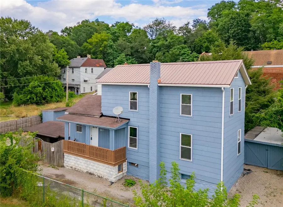 305 1/2 E Lutton St Rear, New Castle, PA 16101 - Image #2