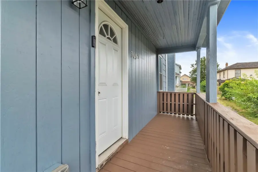 305 1/2 E Lutton St Rear, New Castle, PA 16101 - Image #3