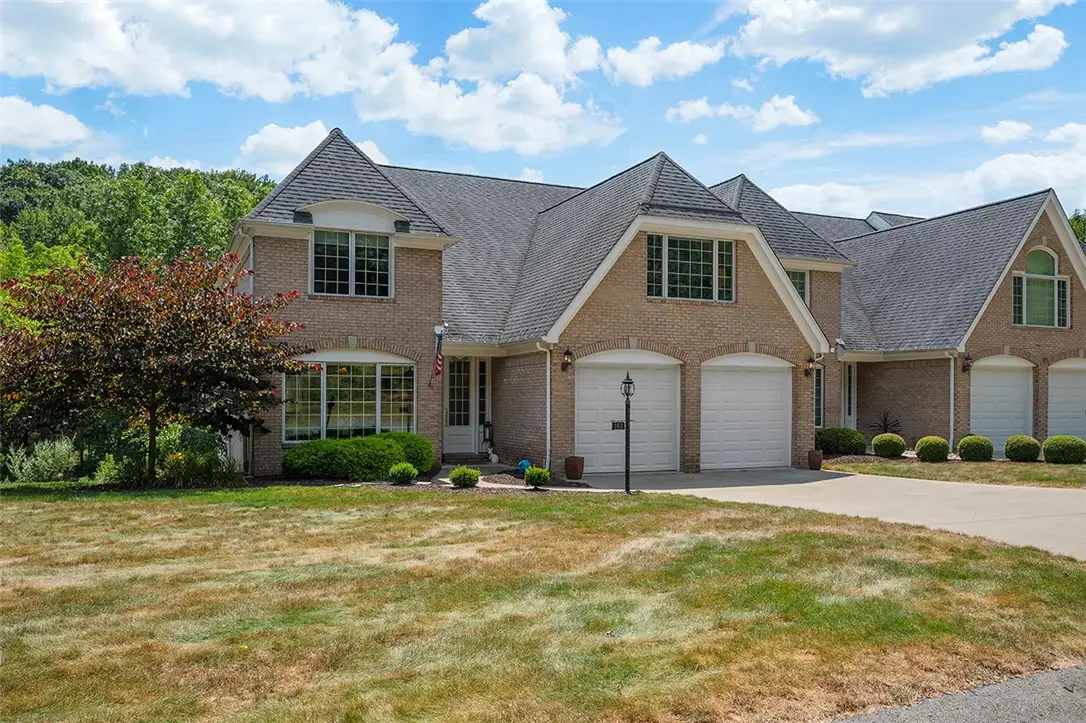 160 Saint Ives Way, Jackson, PA 16063 - Image #1