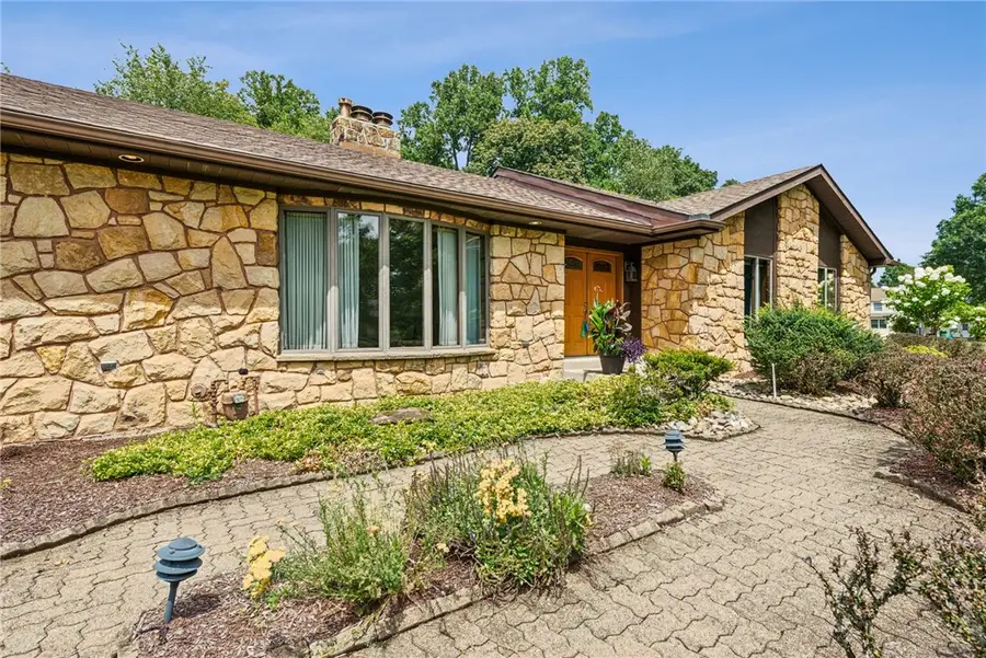 1001 General Forbes Rd, Murrysville, PA 15644 - Image #2