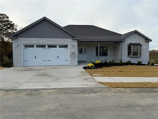 306 Hunters Crossing, Peters Twp, PA 15317