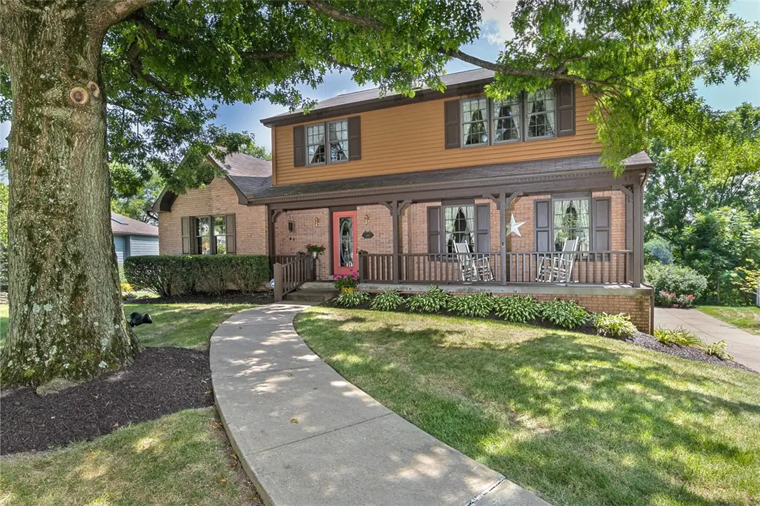 309 Lynn Ann Dr, Plum, PA 15068 - Image #1