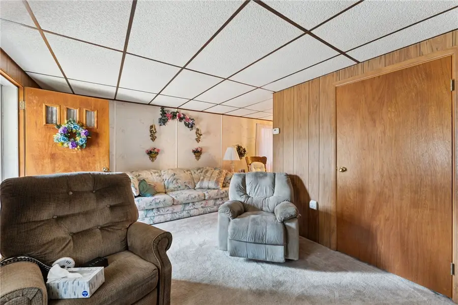 44 Walnut Street, Natrona Heights, PA 15065 - Image #3