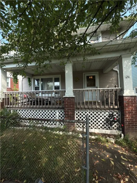 124 Carnegie Ave, Clairton, PA 15025