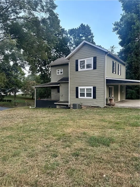 611 Mercer Rd, North Sewickley, PA 15010 - Image #2