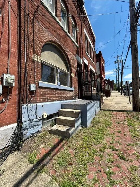 1619 Bedford Ave, Pittsburgh, PA 15219 - Image #2