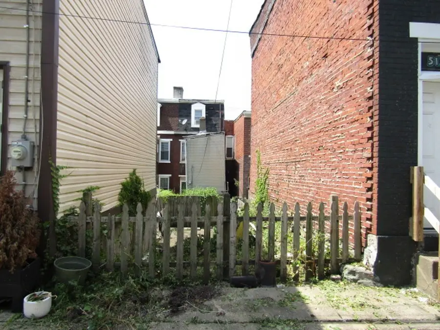 5125 1/2 Dresden Way, Pittsburgh, PA 15201 - Image #2