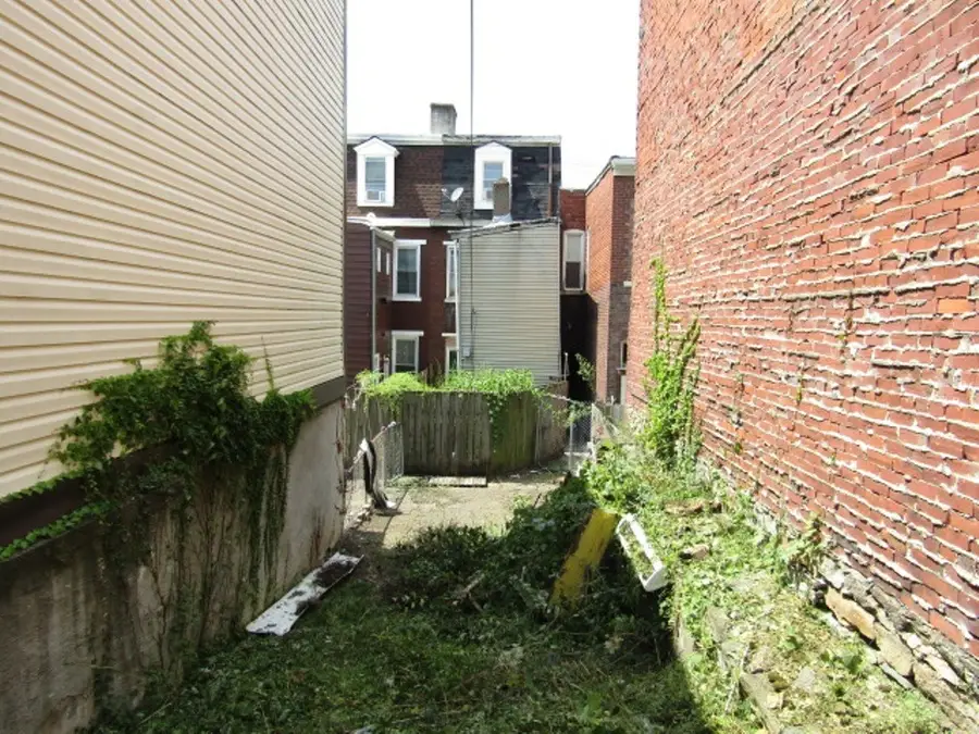 5125 1/2 Dresden Way, Pittsburgh, PA 15201 - Image #3