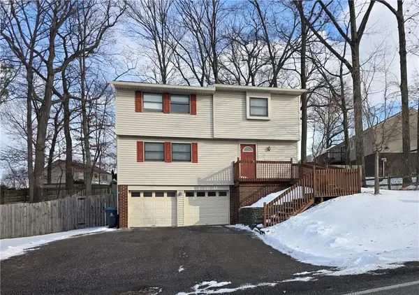 2064 Powell Road, Cranberry Twp, PA 16066