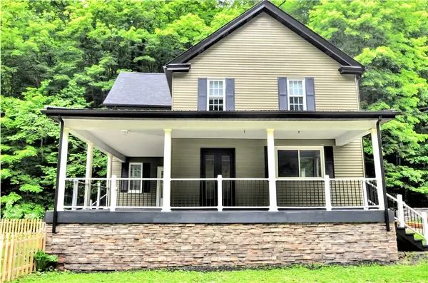 1319 New England, West Mifflin, PA 15122