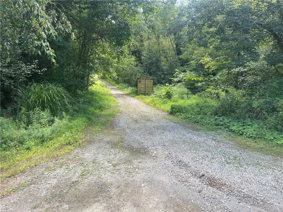 46 Simon Rd, West Deer, PA 15024 - Image #3