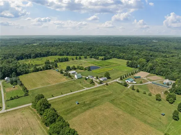 206 Lee Road, Springfield Twp, PA 16127