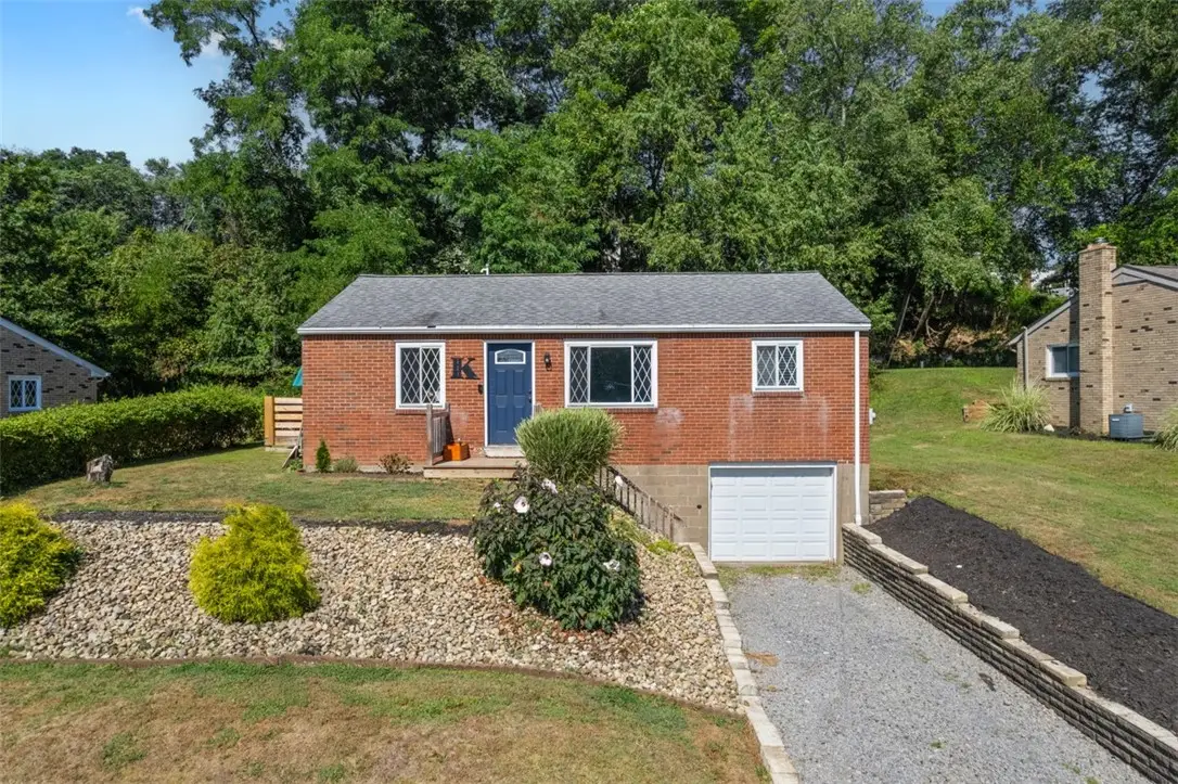 113 Mcginley Dr, Shaler, PA 15116 - Image #1