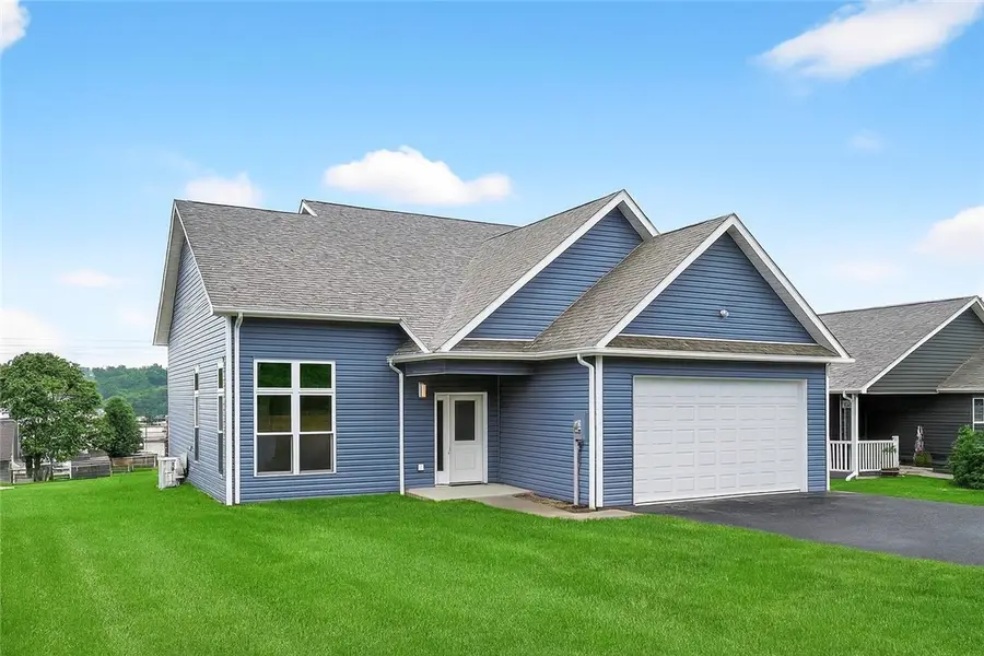 211 Reed Ave, Houston, PA 15342 - Image #2