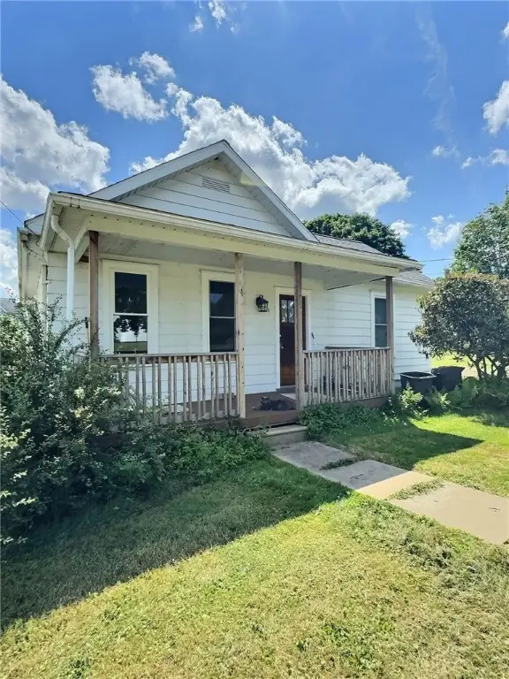 223 Emlenton St, Saint Petersburg, PA 16054 - Image #1