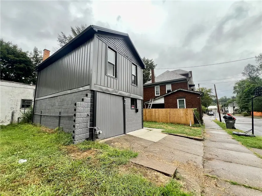 308 9th Street, Beaver Falls, PA 15010 - Image #3