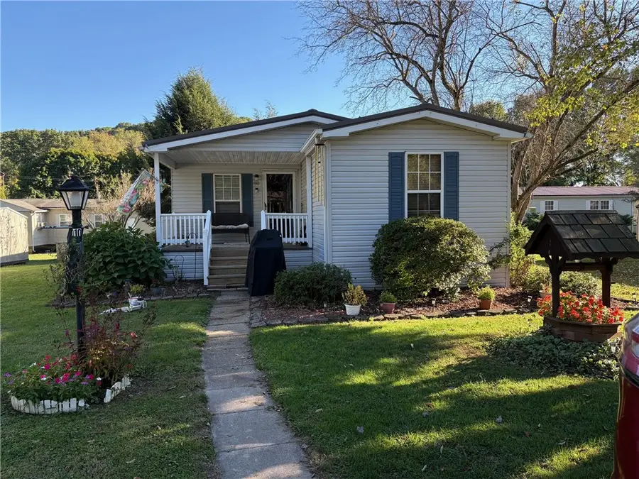 910 Robin Drive, Washington Township, PA 15613 - Image #3