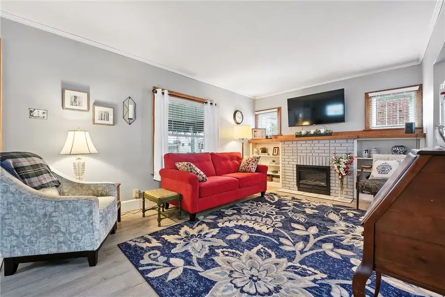 511 E. Leasure Ave., New Castle, PA 16105 - #2