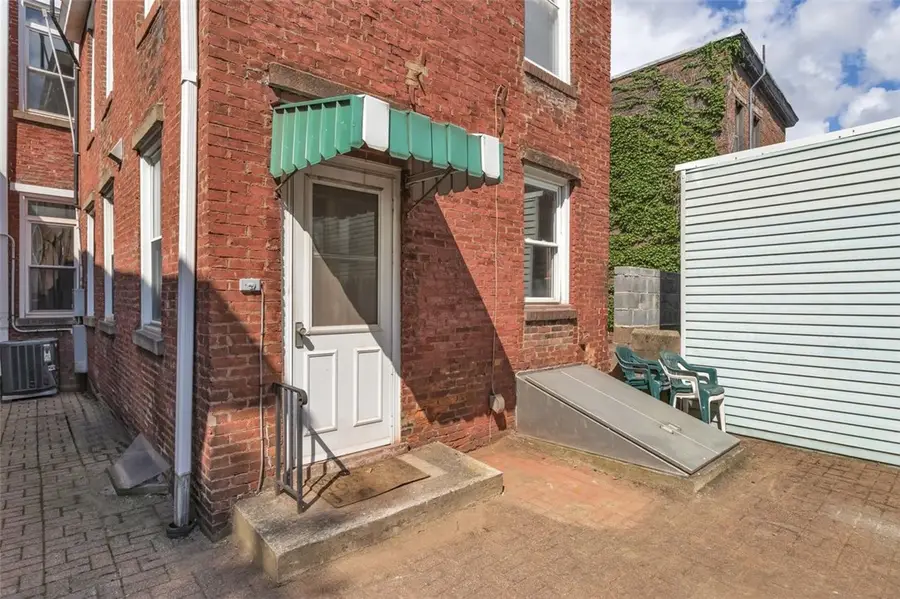 2322 Sarah St, Pittsburgh, PA 15203 - Image #3