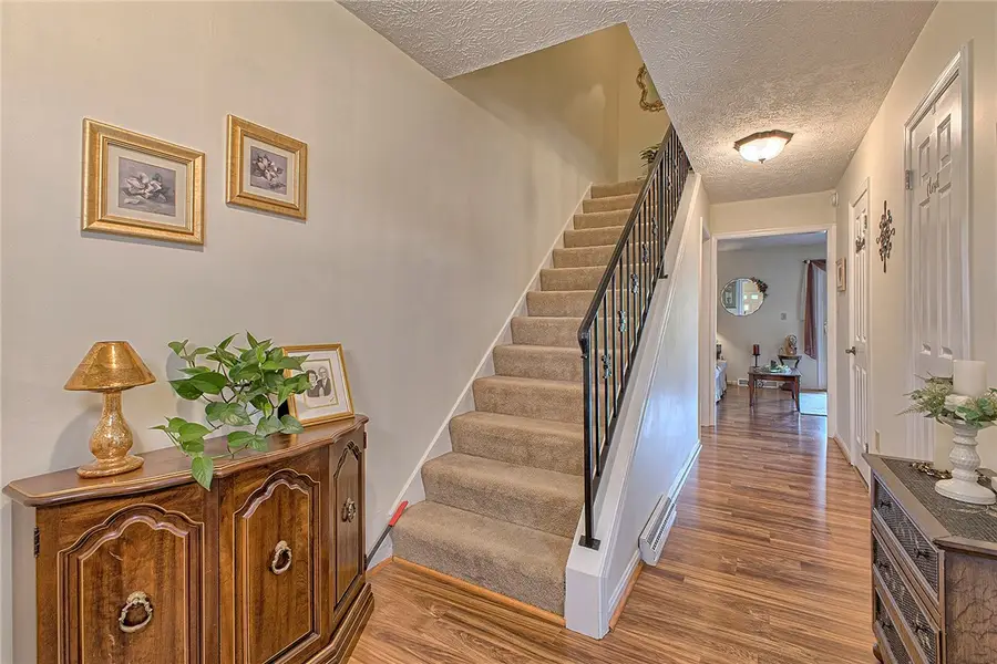 666 Georgetowne Village, White, PA 15701 - Image #3