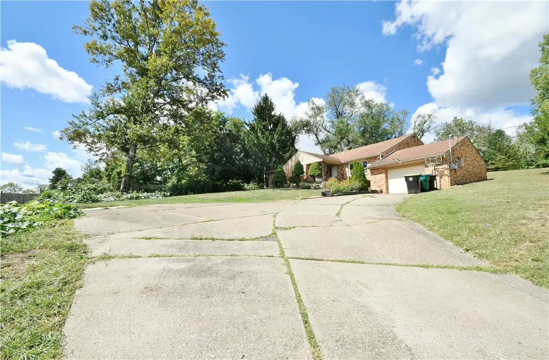 740 Mcmurray Rd, Bethel Park, PA 15102 - Image #1